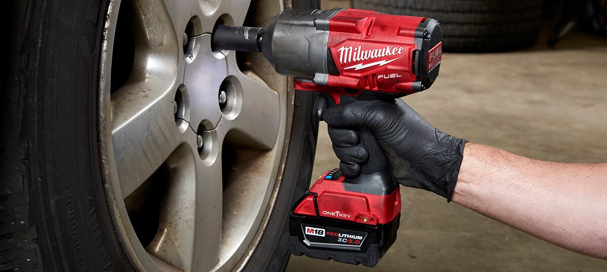 Best Cordless Impact Wrench for Changing Tires Reviews