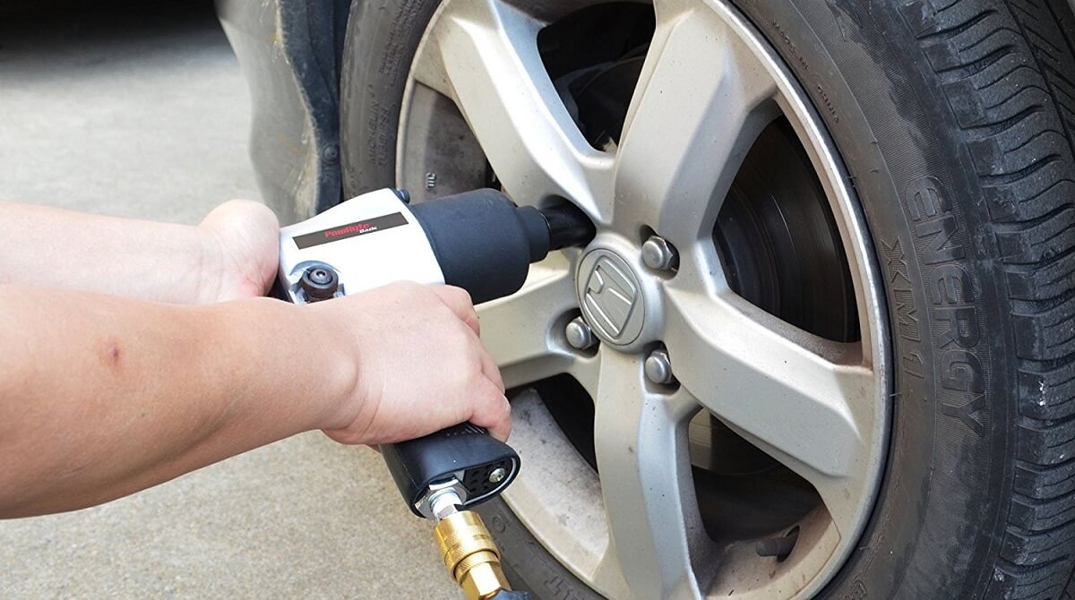 How Does an Air Impact Wrench Work?